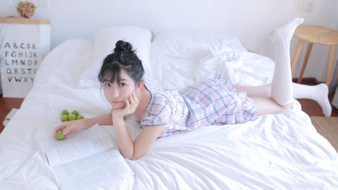 美女直播间热舞