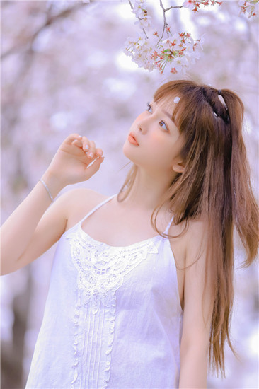美女内衣视频高清视频