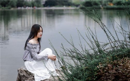 香蕉丝瓜花季传媒绿巨人视频